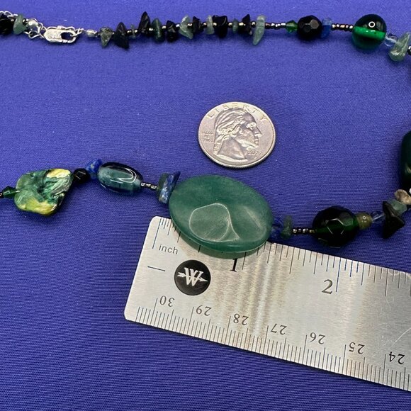 Unica Green Jadeite & Shell & Glass Necklace - Picture 8 of 13